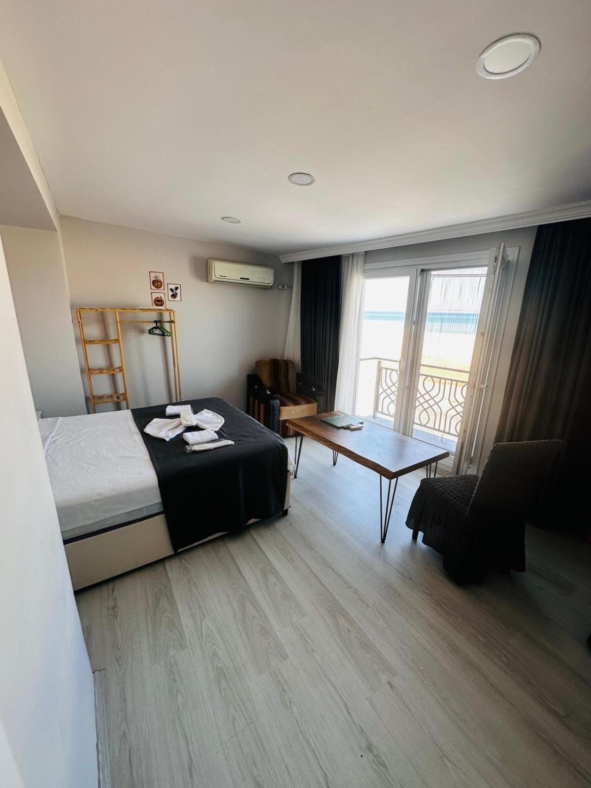Airport Black Sea Hotel & Restaurant Arnavutkoy Exterior photo